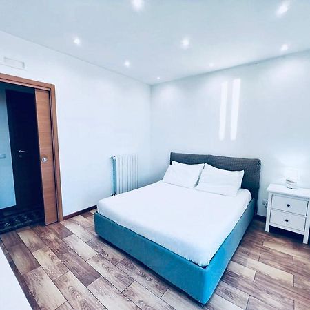 Castle Suite บารี ภายนอก รูปภาพ