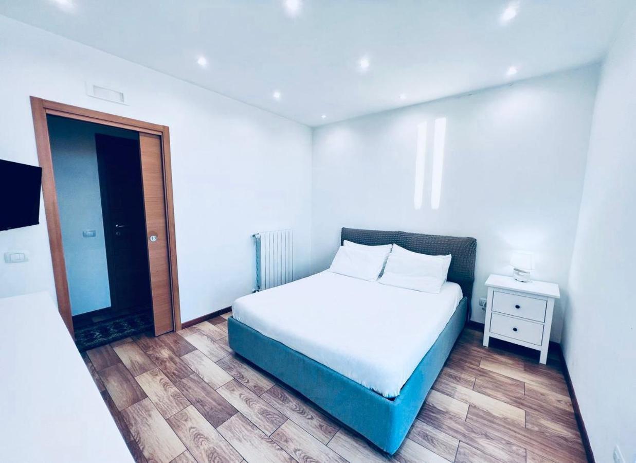 Castle Suite บารี ภายนอก รูปภาพ